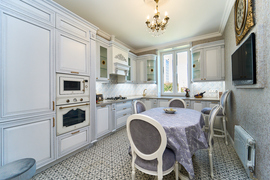 Сталинка в центре 